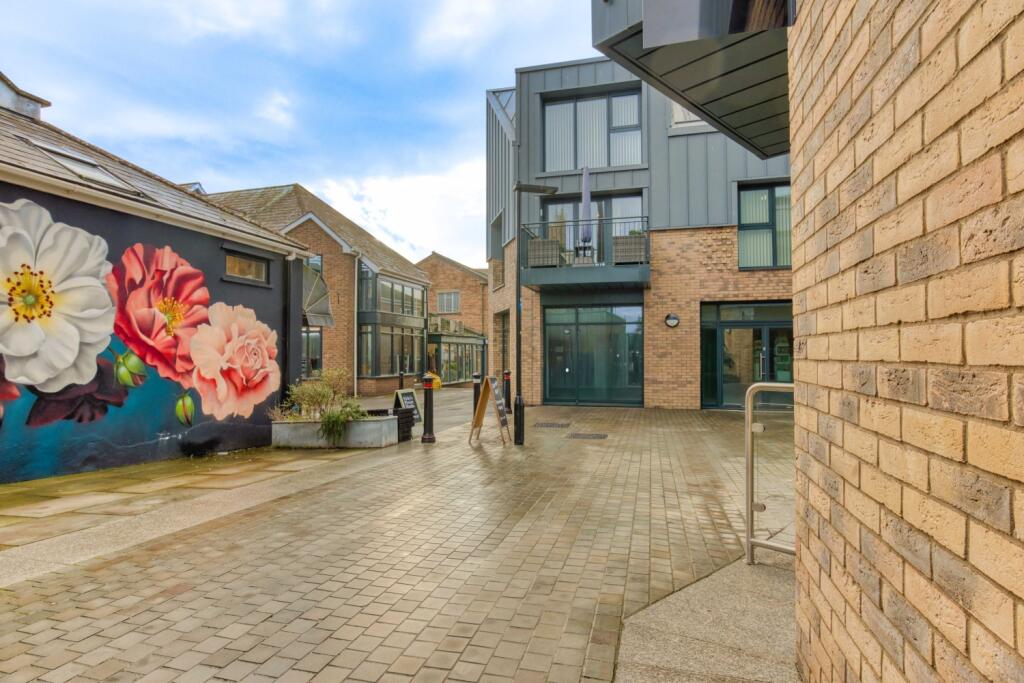 Ewemove - The Jetty (3)