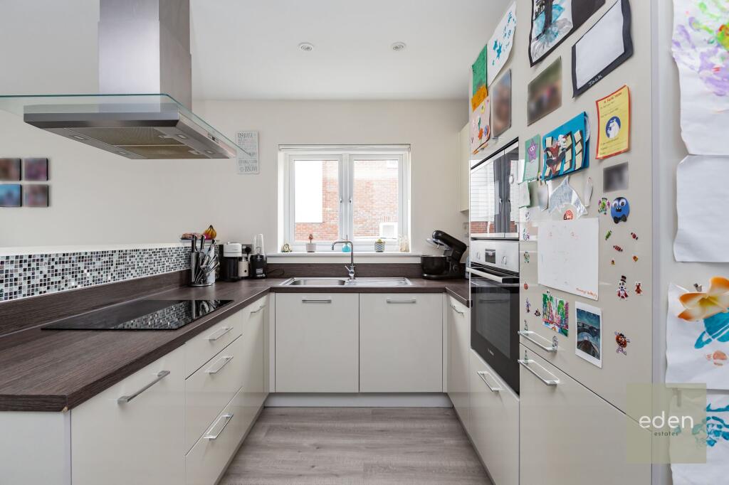 Lounge / Diner / Kitchen