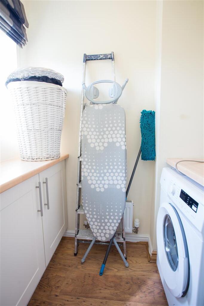 GROUND FLOOR W.C./UTILITY