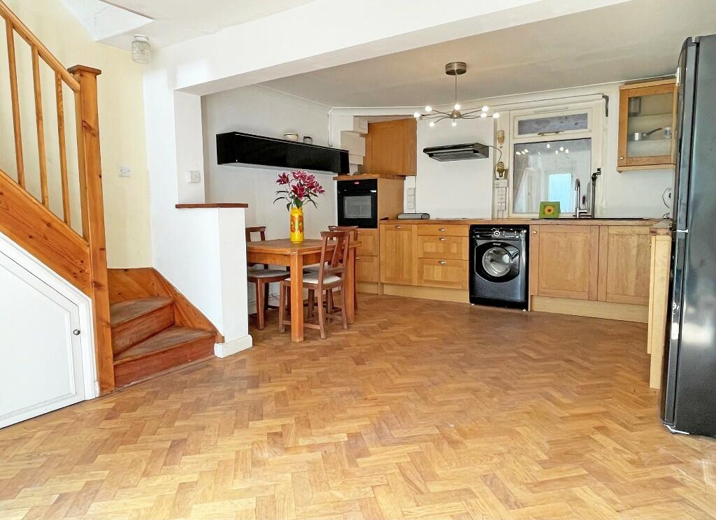 Lounge/Diner/Kitchen