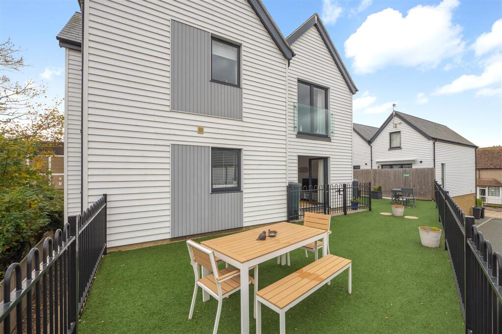 Cornwallis Circle, Whitstable