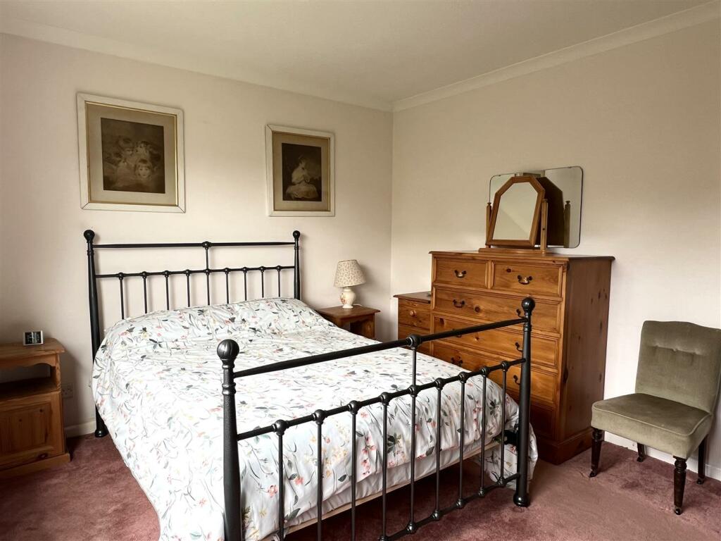 Bedroom - En-Suite