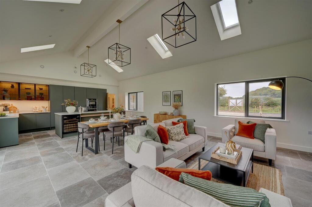 Arrow House (24).jpg