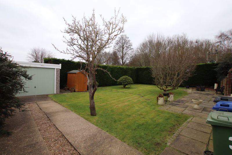 Rear photo 1
