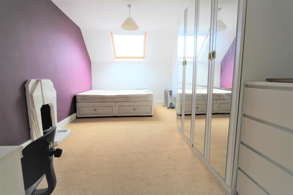 student 4 of 4 bed h