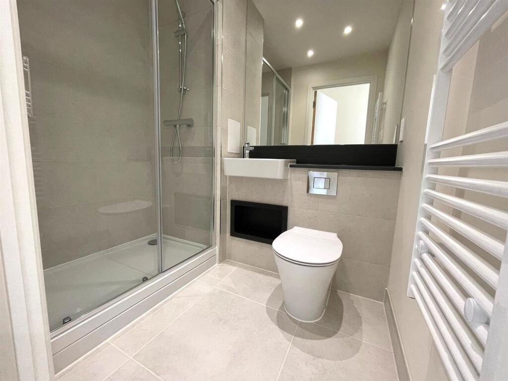 Ensuite.jpg