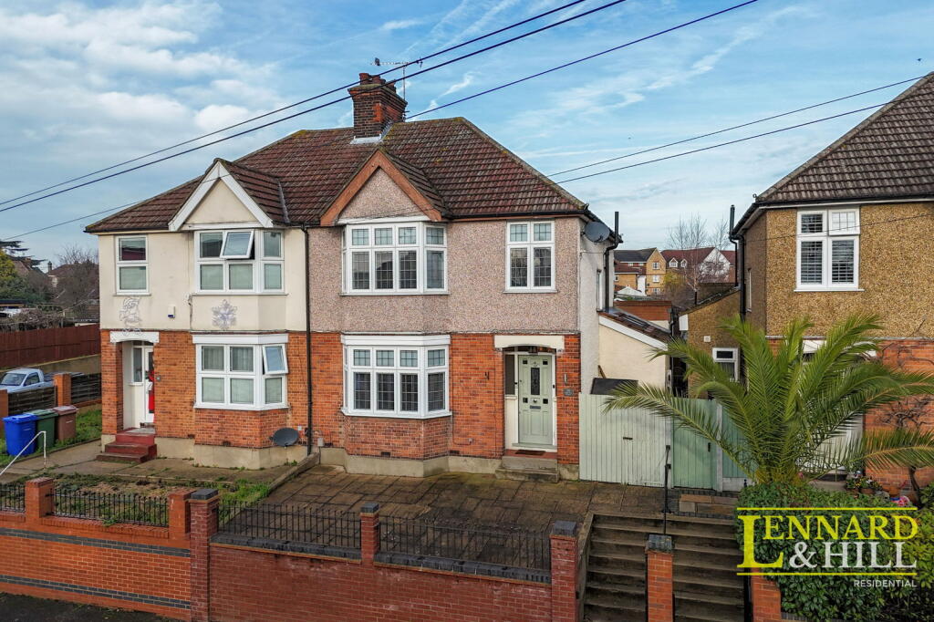 High View Avenue, Grays, RM17
