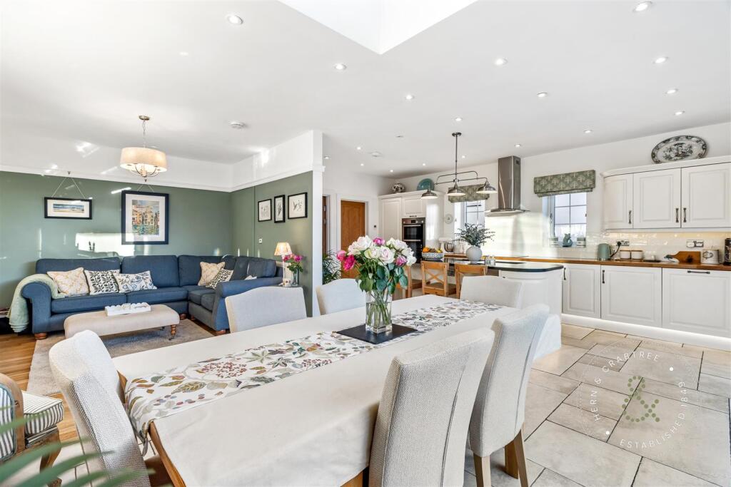 West Rise, Hern Crabtree (11).jpg