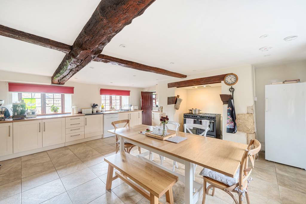Kitchen / Dining