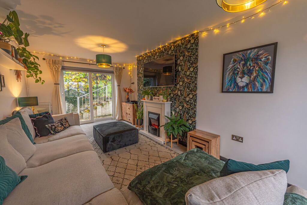 Bath Green, Llanfrechfa, NP44