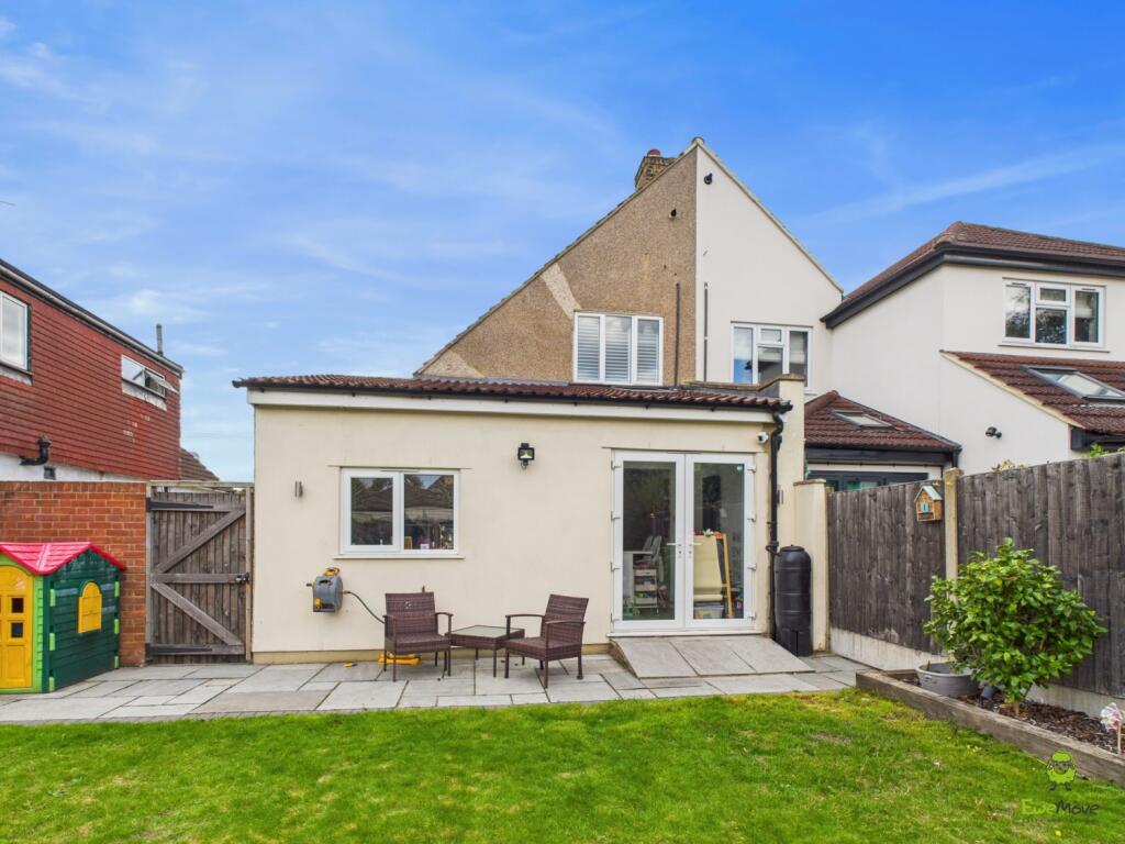 Presented by Robert at EweMove Bexleyheath and Dar