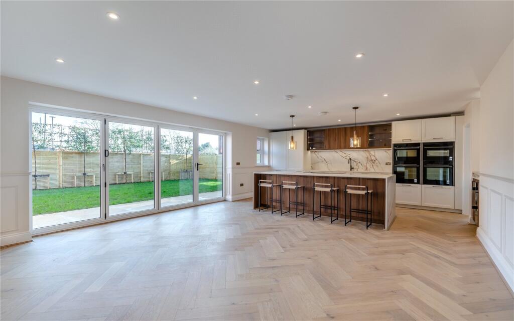 Kitchen/Dining