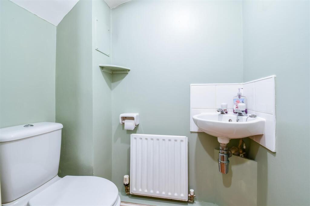 W.C Cloakroom