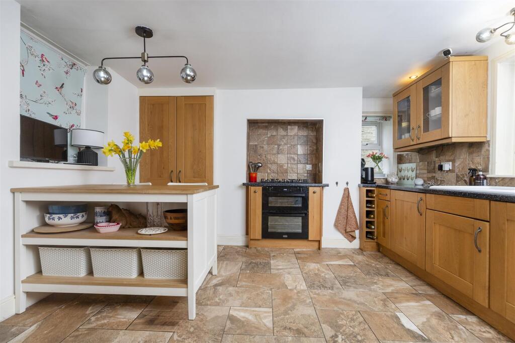 Bramleys Estate Agents - New Lane - Siddal - Halif