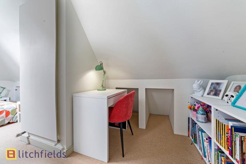 Bedroom 4/Study