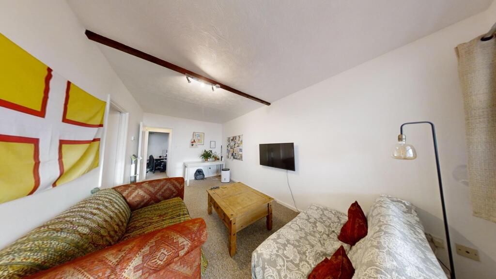 Fortuneswell-Portland-Dorset-UK-02052025_164646