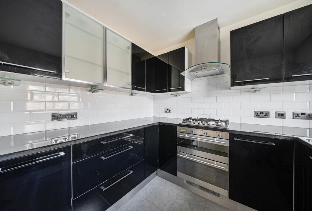 1294542-28-682f18...