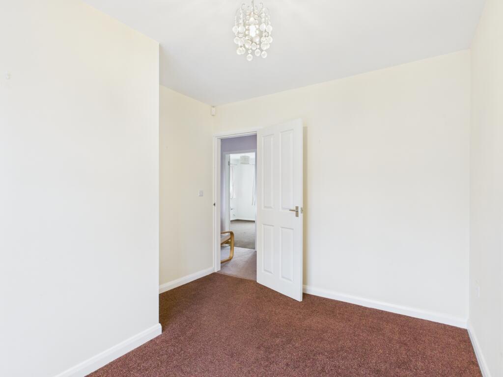 Dining Room/Additional Bedroom