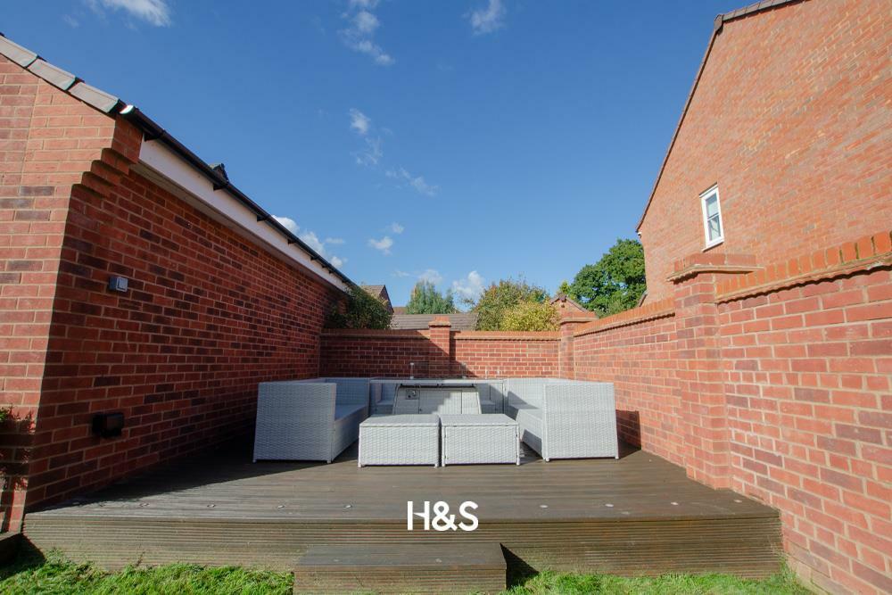 7 noble way - seating.jpg