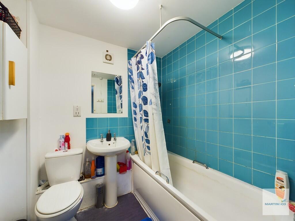 CAM03394G0-PR0193...