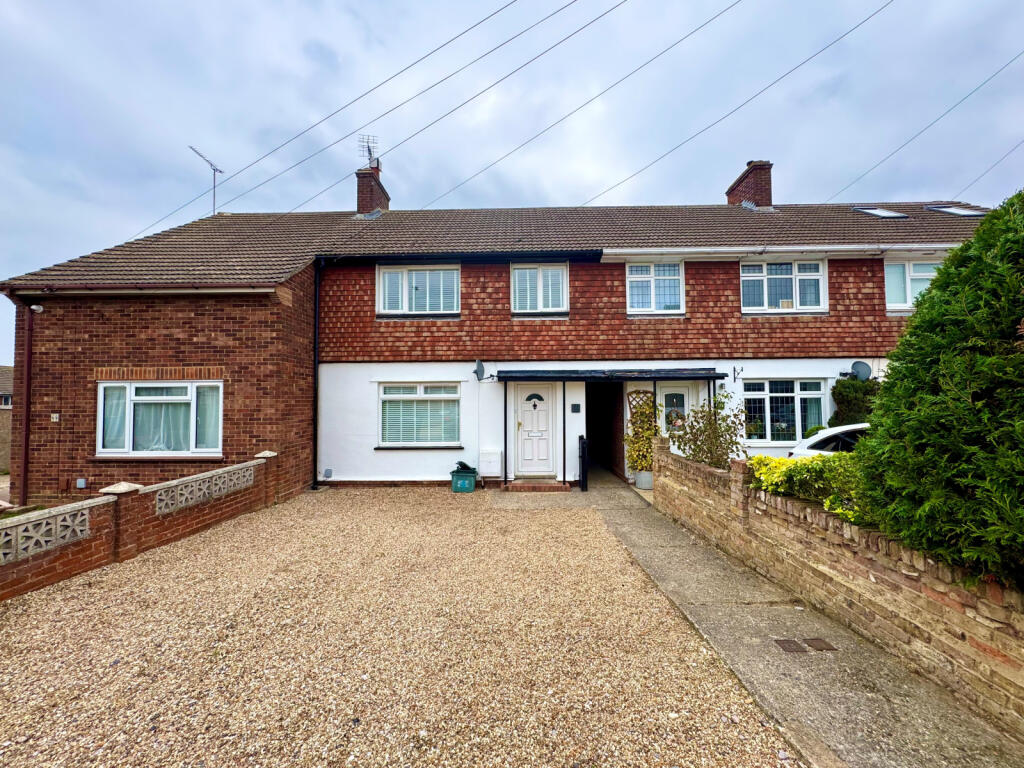 Pyms Road, Chelmsford, Essex, CM2 8PX