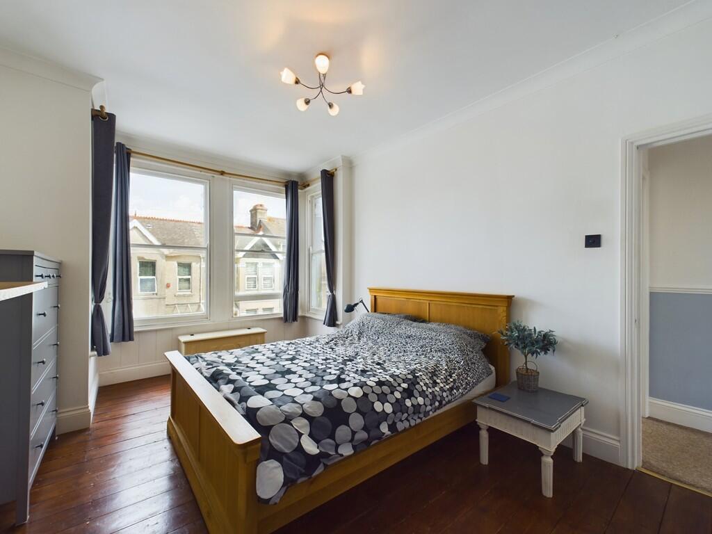 CAM02091G0-PR0043...