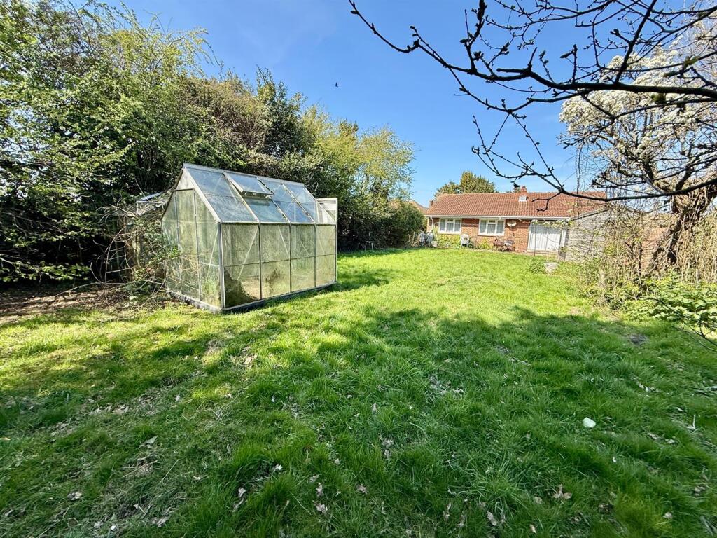 Rear Garden: