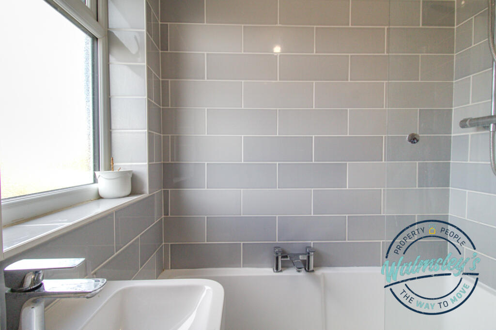 Bathroom detail