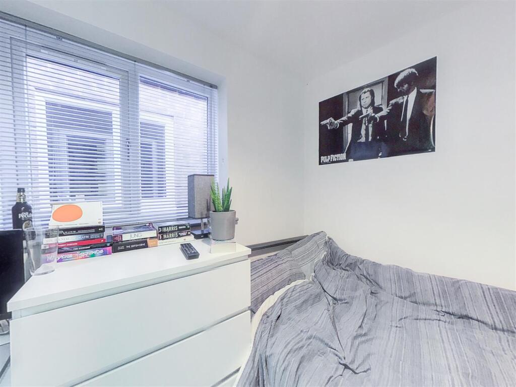 Screenshot 2024-10-0