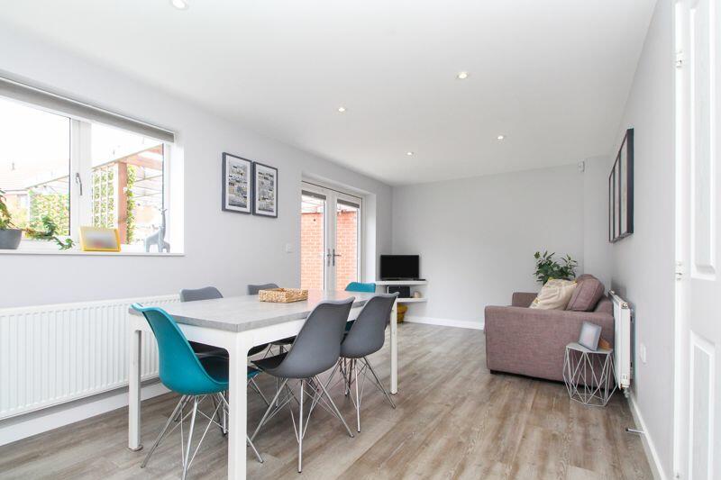 Kitchen/Diner/Family Room