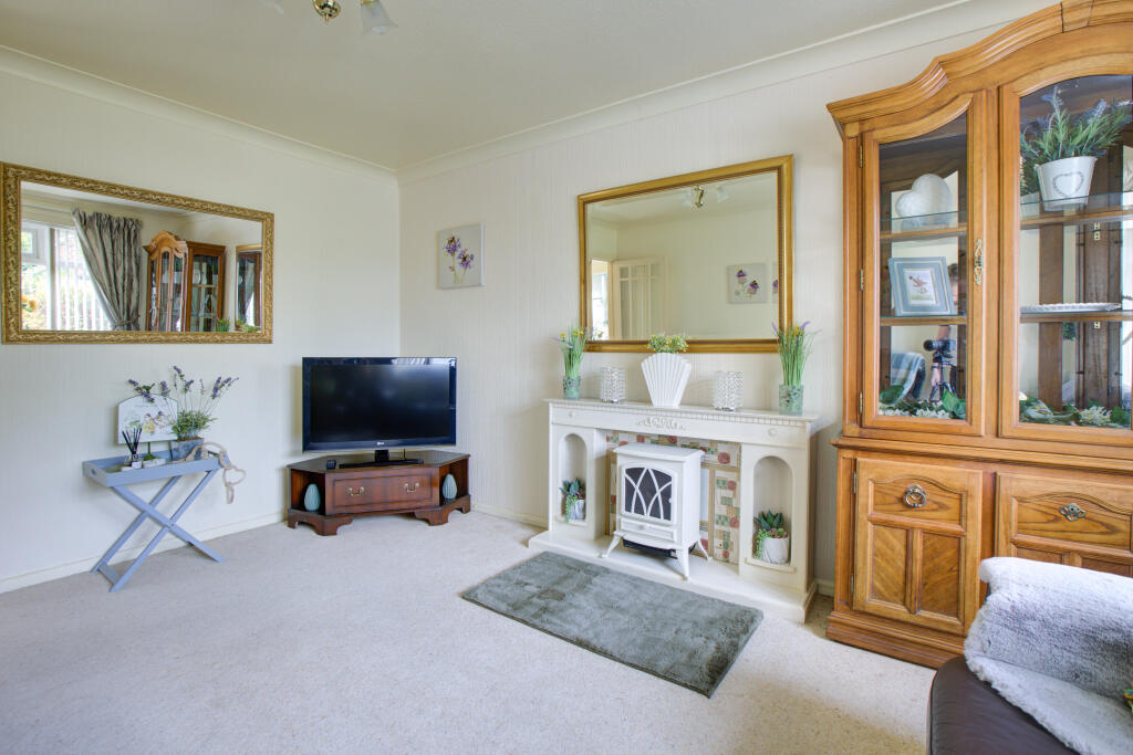 16 Glencoyne Drive-7