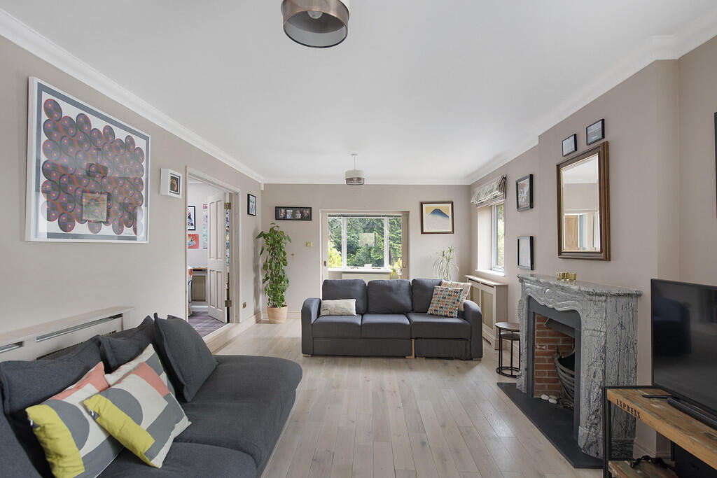 67 Horsecroft Roa...