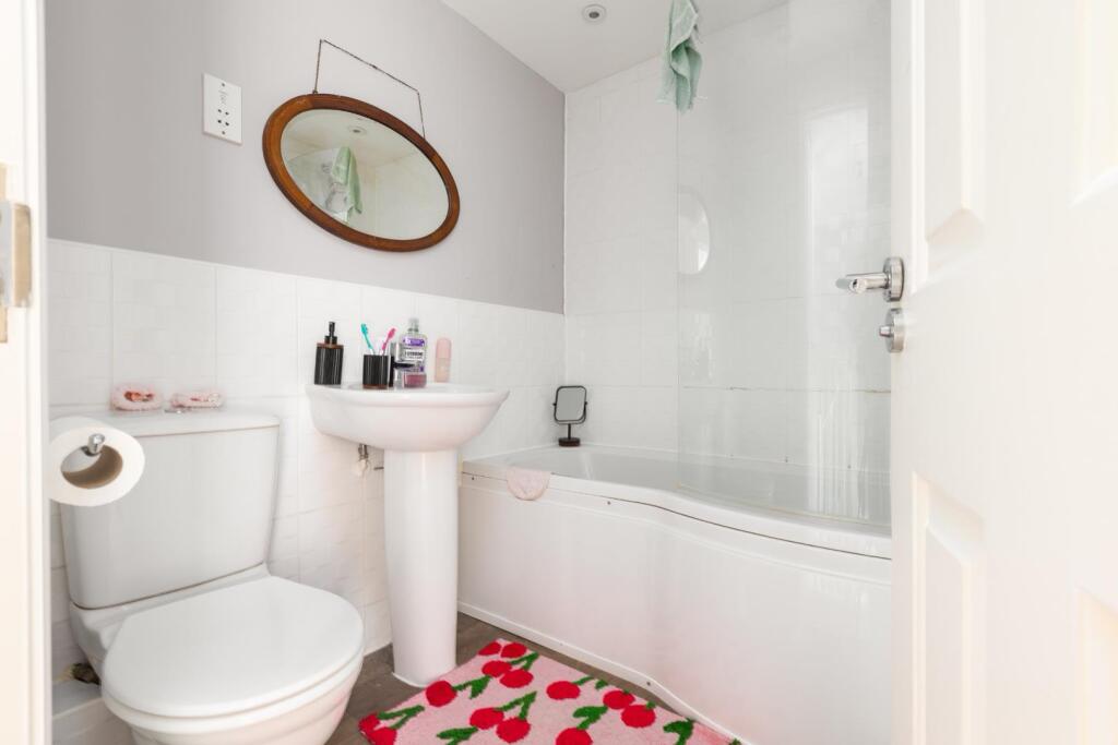 56 Snowberry Walk, BS5-14.jpg