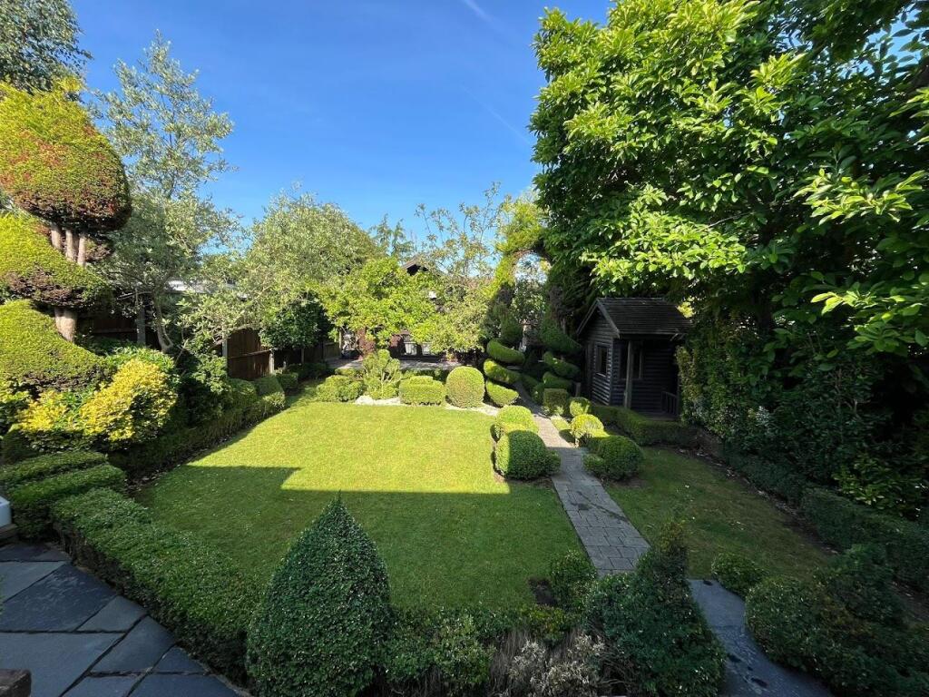 GARDEN