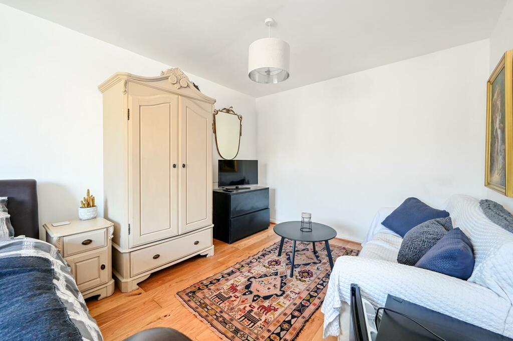 14 hillside way bn1 (37).jpg
