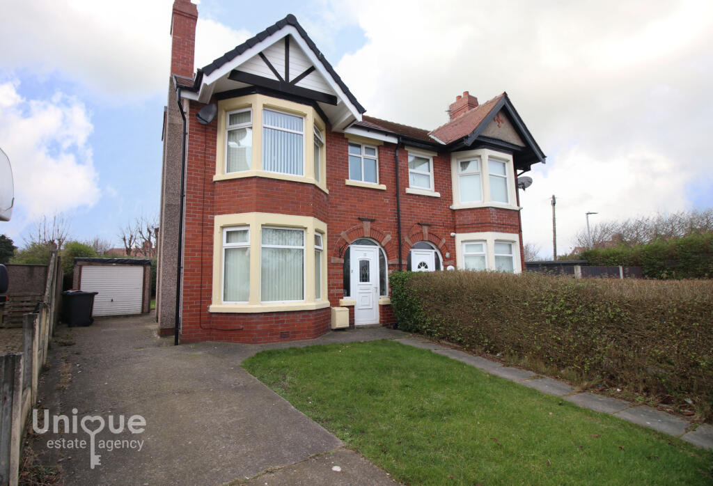 Littlewood,  Fleetwood, FY7