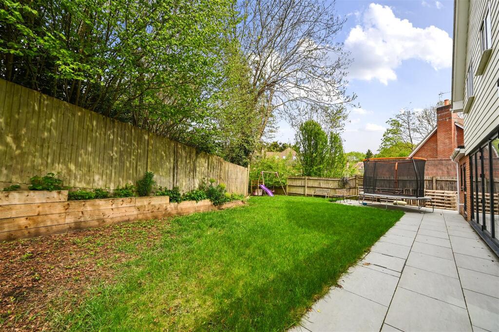 2 THE RUSSETTS - TN377FA (39).jpg