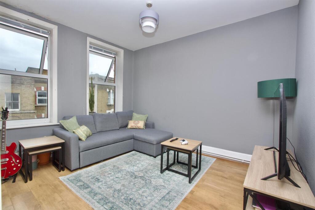 Stoke Newington Church Street, N16