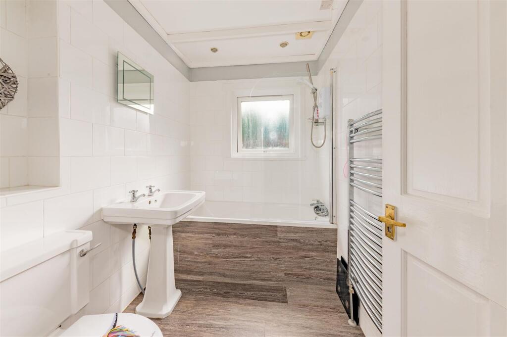 7 James Street Carnoustie-7.JPG