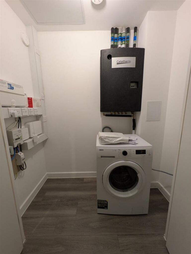 WhatsApp Image 2024-12-03 at 09.46.00 (1).jpeg