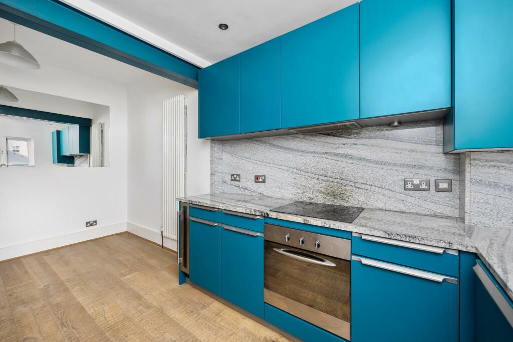 Arundel Terrace, 7-012.jpg