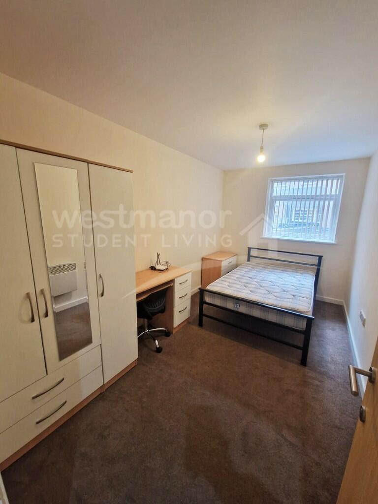 FLAT 7