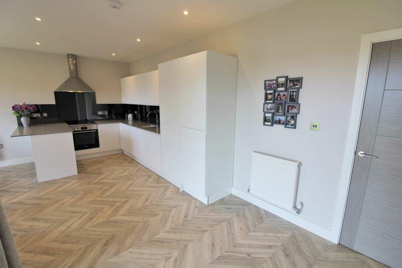 Open Plan Kitchen / Diner