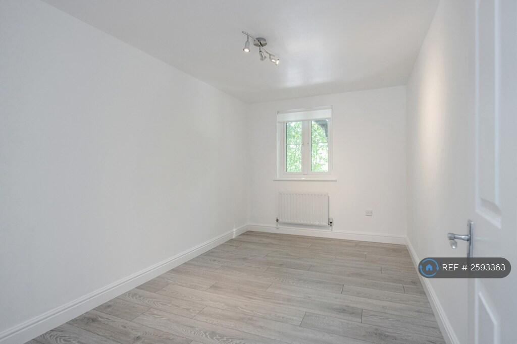 2nd Double Bedroom