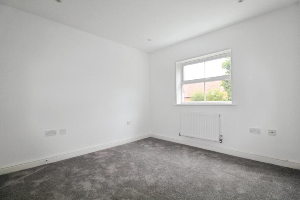 pbox-bedroom-312800.jpg