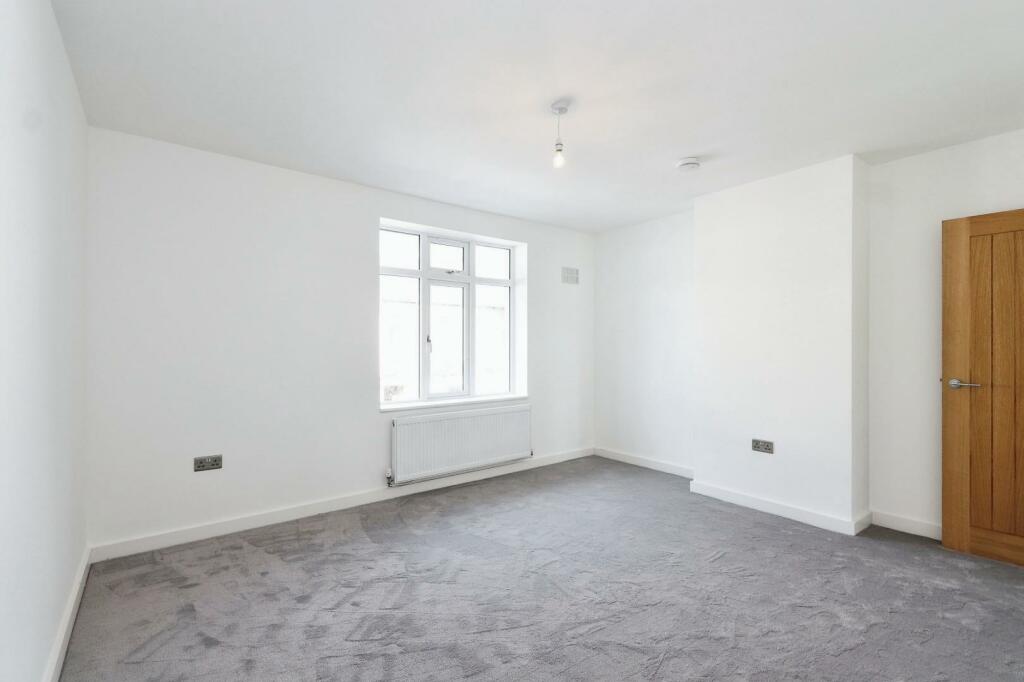 BEDROOM NO.1