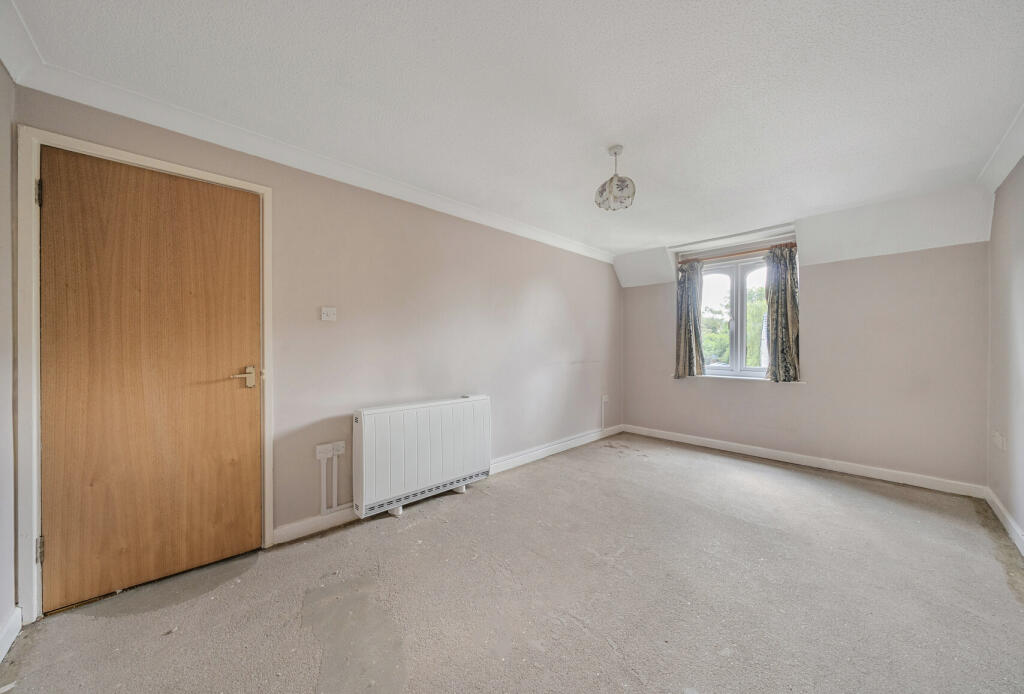 1305243-1-68401c9...