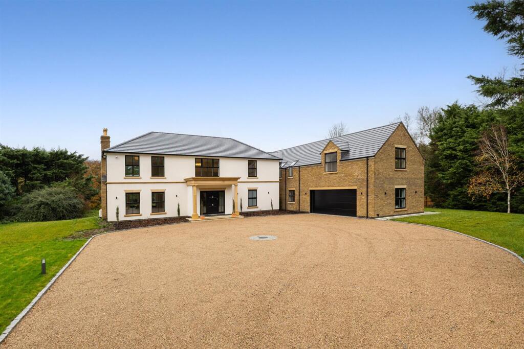 100464_Winkfield Hall North Street Winkfield (3)_l