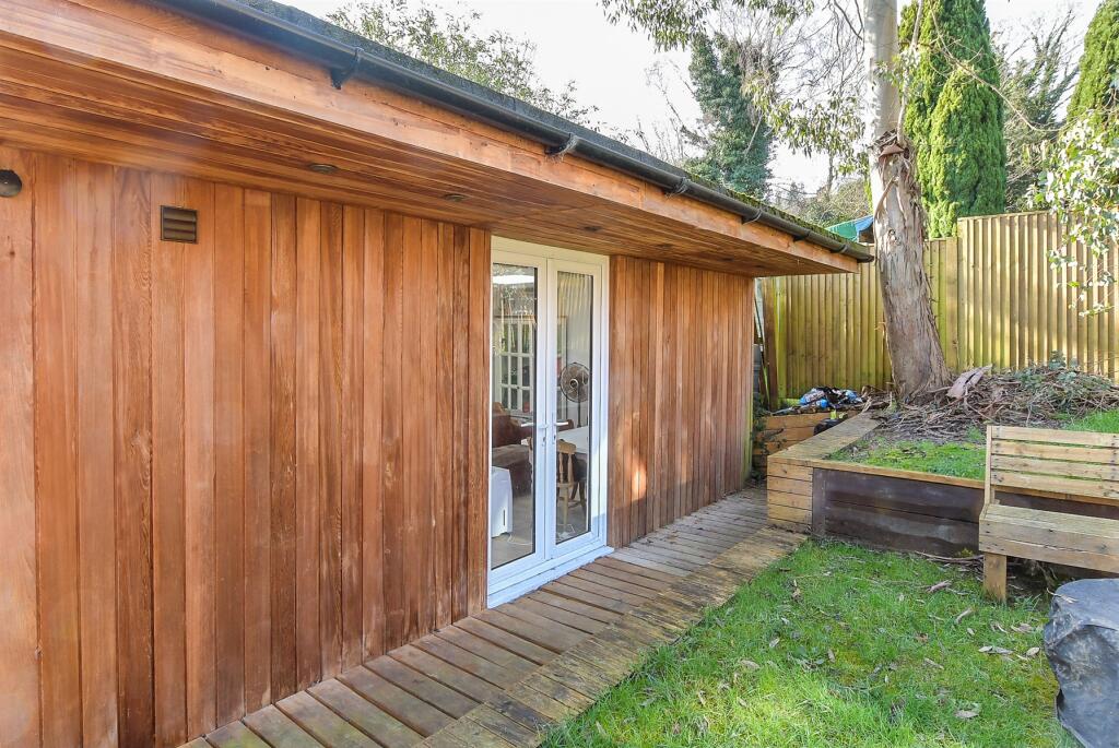 Workshop/Outbuildings