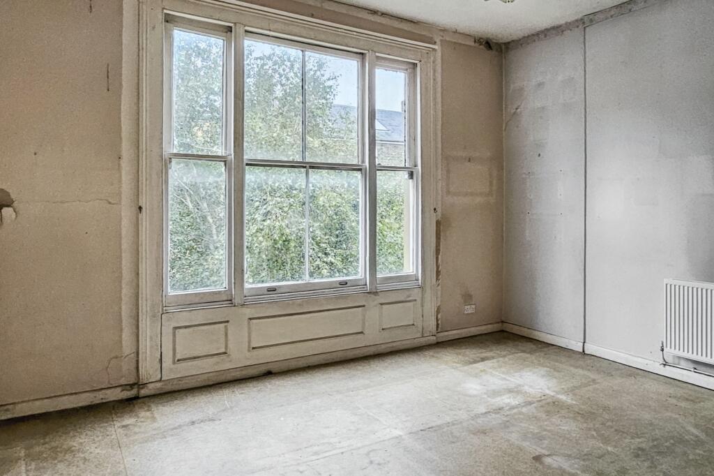 39G Bassett Road, Notting Hill, London W10 6LB